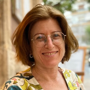 נעה הראל, מטפלת בשיקום מכאב ופציעות